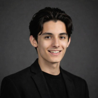 Roberto H Luna